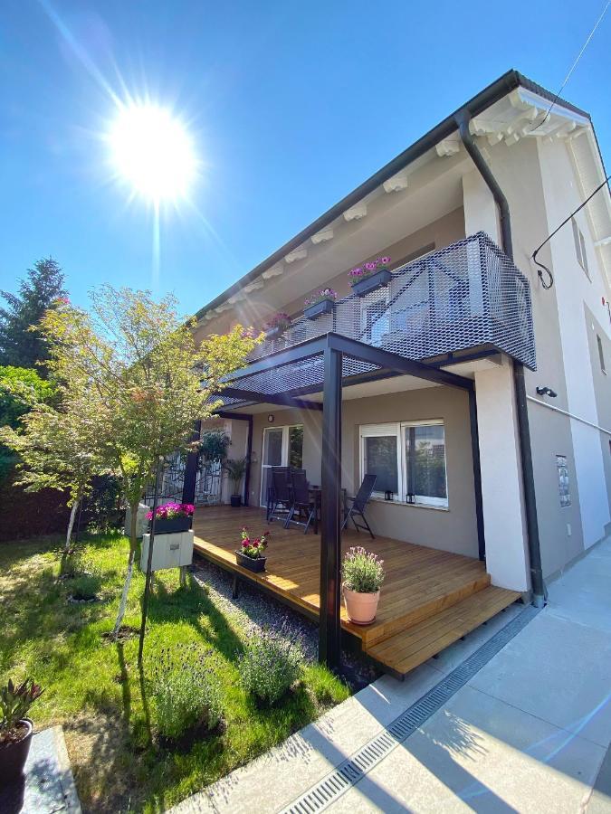 Maxim Apartments Harkany Bagian luar foto